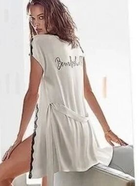 NWOT Victoria's Secret Embellished Bombshell White Satin Black Lace Robe Small